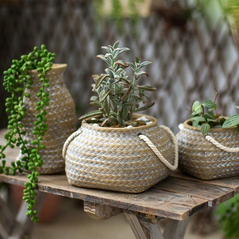 Woven pocket pottery flower pot